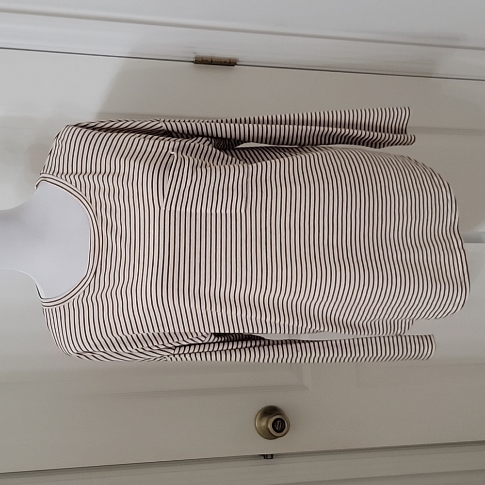 Old Navy Size M Brown and Ivory Striped Long Sleeve T Shirt with Chest Pocket